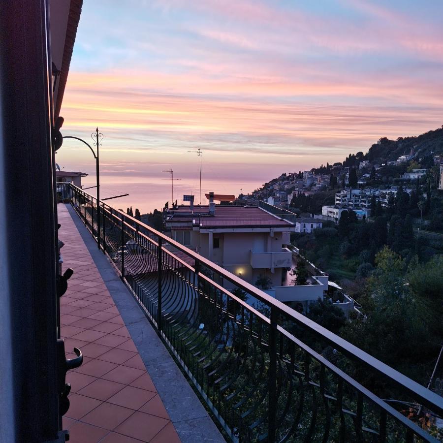 La Perla Appartement Taormina Buitenkant foto